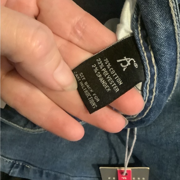 SOLD Stretch skinny high rise jeans Women’s size 22 short - Picture 6 of 7